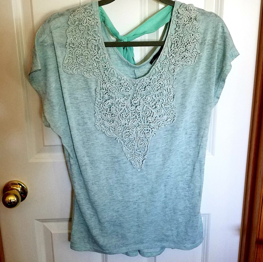 💜Maurices Large Tee